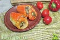 Перец, фаршированный овощами: вегетарианский рецепт